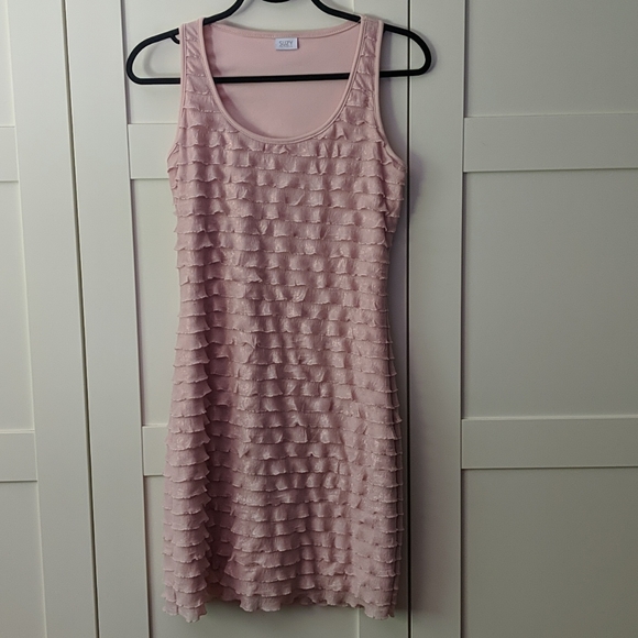 ❄️ 3/$25 Pretty Pink Ruffle Dress
